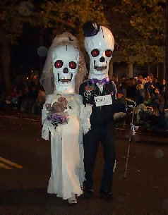 skeleton couple