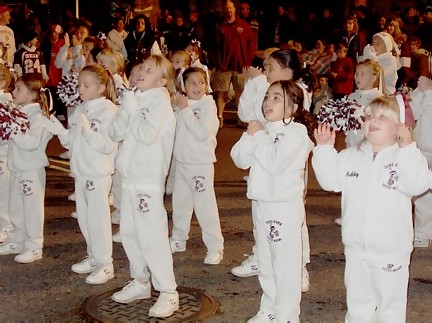 little indians cheer02