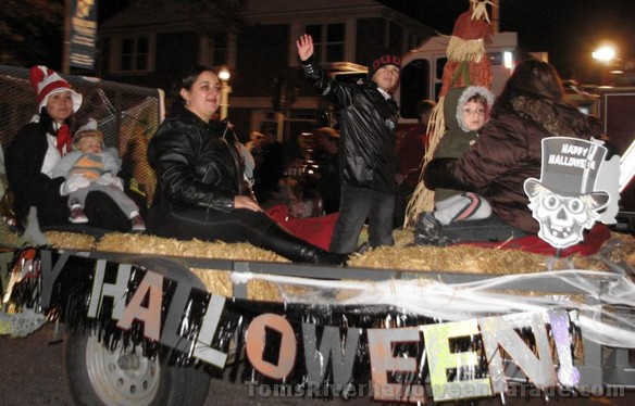 halloween hayride